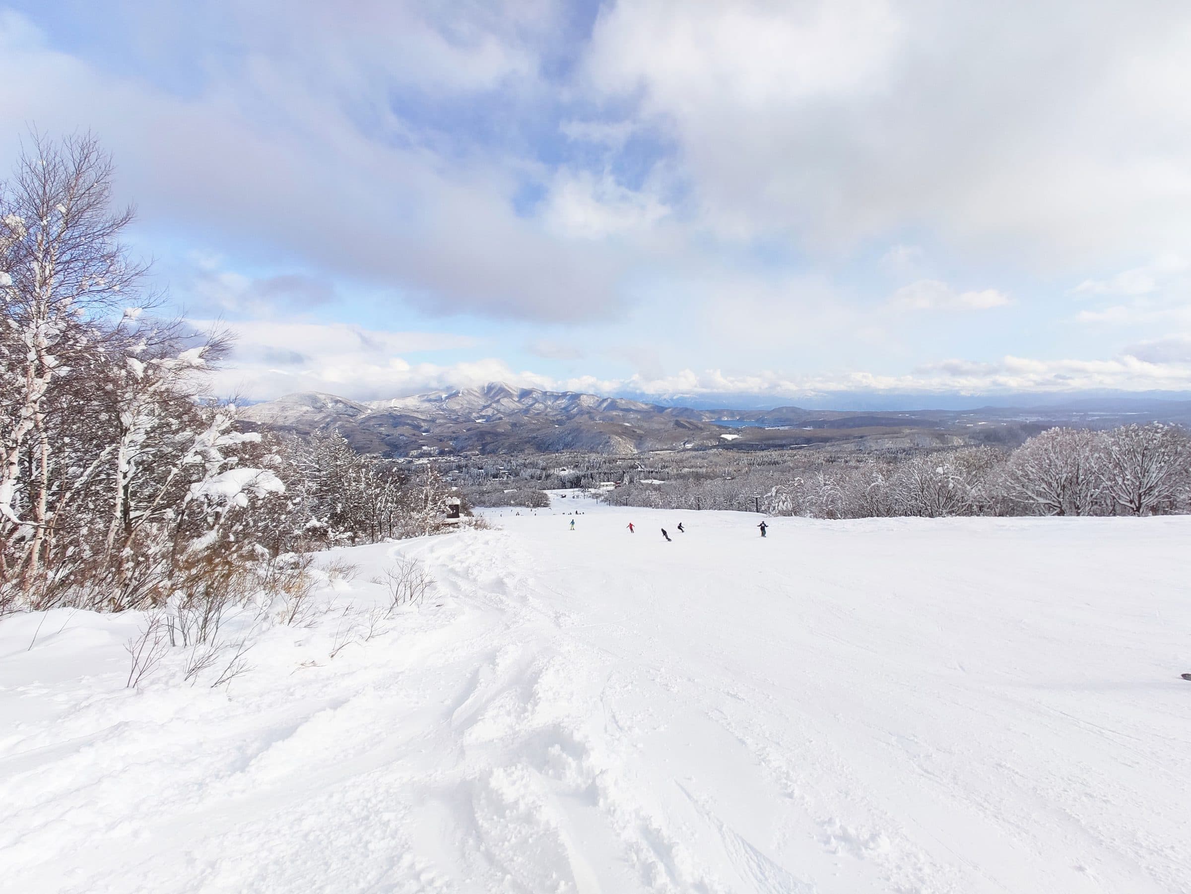 View down the Kayaba slope at Ikenotaira Onsen Ski Resort in February